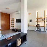 Apartment - Charming Flat With Garden Baveno