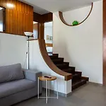 - Charming Flat With Garden Apartment *