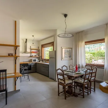 - Charming Flat With Garden Baveno
