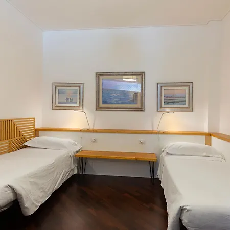 Apartmán - Charming Flat With Garden *