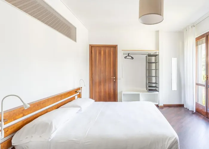 아파트 - Charming Flat With Garden