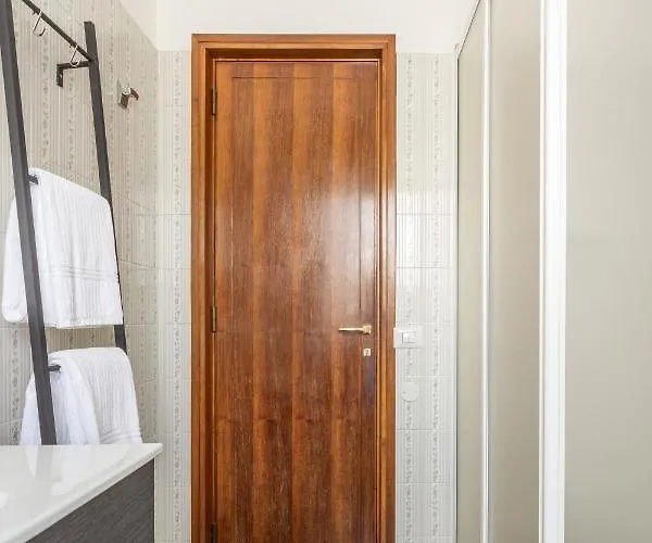 - Charming Flat With Garden *