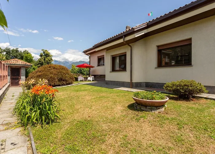 - Charming Flat With Garden *